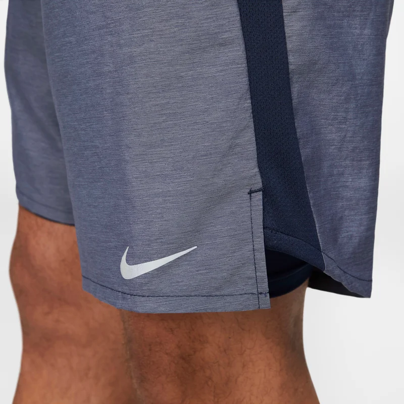 Nike Men's 2-in-1 7-inch Challenger Shorts